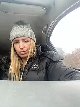 Snapshot of StasyWood chatting on January 28, 2025, 2:11 am StasyWood online show from January 28, 2025, 2:11 am