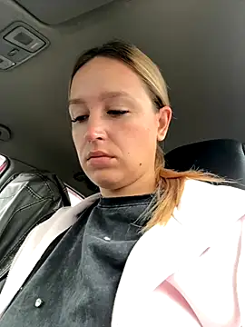 Snapshot of StasyWood chatting on September 21, 2025, 1:29 am StasyWood online show from September 21, 2025, 1:29 am