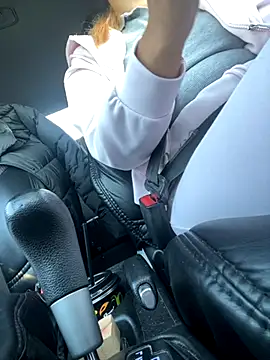 Snapshot of StasyWood chatting on September 30, 2025, 1:21 am StasyWood online show from September 30, 2025, 1:21 am