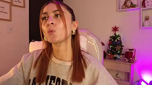 Tiarha online show from November 18, 2025, 4:17 am