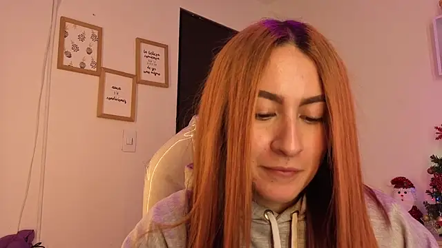 Tiarha online show from November 19, 2025, 4:56 am