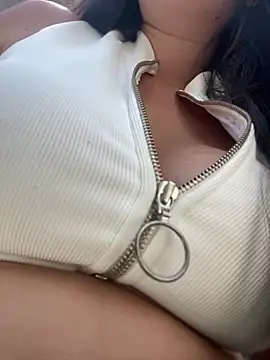 Snapshot of Natalia_Cleark09 chatting on February 16, 2025, 5:04 pm Natalia Cleark09 online show from February 16, 2025, 5:04 pm