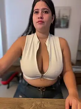 Snapshot of Natalia_Cleark09 chatting on March 12, 2025, 3:29 pm Natalia Cleark09 online show from March 12, 2025, 3:29 pm