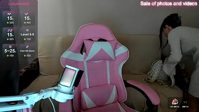 SaraXray online show from September 22, 2025, 3:19 am