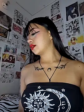 Snapshot of Hot_sophie_ chatting on February 16, 2025, 11:16 pm Hot sophie  online show from February 16, 2025, 11:16 pm
