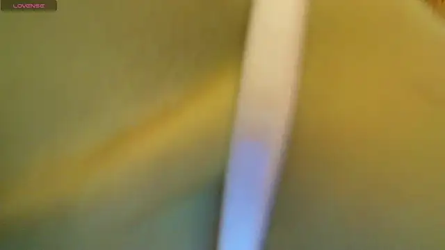 Snapshot of lili_jade222 chatting on October 18, 2025, 3:35 pm lili jade222 online show from October 18, 2025, 3:35 pm