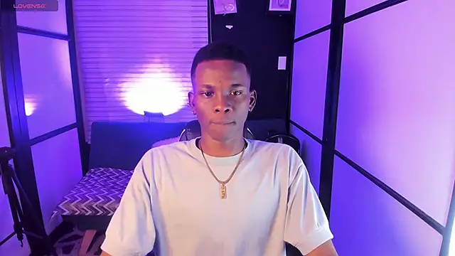 JacksonMuller  online show from November 4, 2025, 2:27 pm