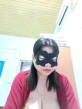 Anna Toy19 online show from November 18, 2025, 2:54 pm