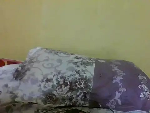 Snapshot of just_nala chatting on November 6, 2025, 3:18 am just nala online show from November 6, 2025, 3:18 am