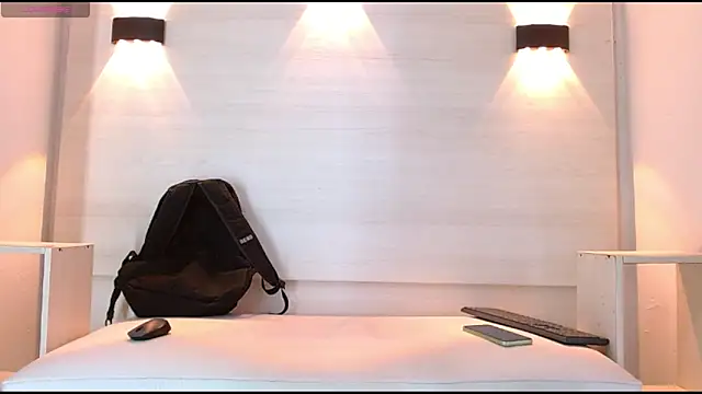 Snapshot of jeic_18 chatting on October 8, 2025, 4:04 pm jeic 18 online show from October 8, 2025, 4:04 pm