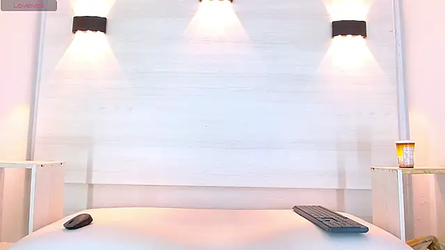 Snapshot of jeic_18 chatting on October 9, 2025, 12:25 pm jeic 18 online show from October 9, 2025, 12:25 pm