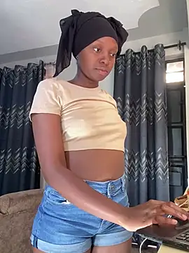 Snapshot of Sexy_barb2 chatting on March 21, 2025, 12:28 pm Sexy barb2 online show from March 21, 2025, 12:28 pm