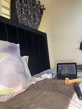 Snapshot of Sexy_barb2 chatting on September 12, 2025, 1:22 pm Sexy barb2 online show from September 12, 2025, 1:22 pm