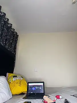 Snapshot of Sexy_barb2 chatting on November 3, 2025, 9:43 am Sexy barb2 online show from November 3, 2025, 9:43 am