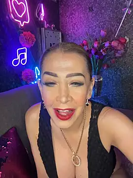 Snapshot of EvelinaGrey chatting on January 15, 2025, 4:36 am EvelinaGrey online show from January 15, 2025, 4:36 am