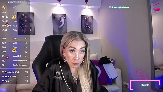 Snapshot of EvelinaGrey chatting on February 28, 2025, 9:58 am EvelinaGrey online show from February 28, 2025, 9:58 am