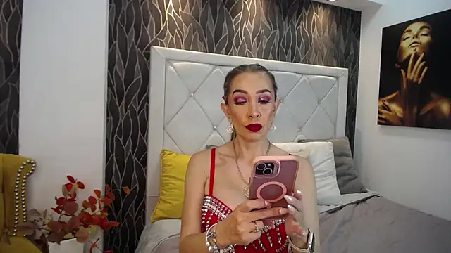 Snapshot of EvelinaGrey chatting on March 11, 2025, 4:32 am EvelinaGrey online show from March 11, 2025, 4:32 am