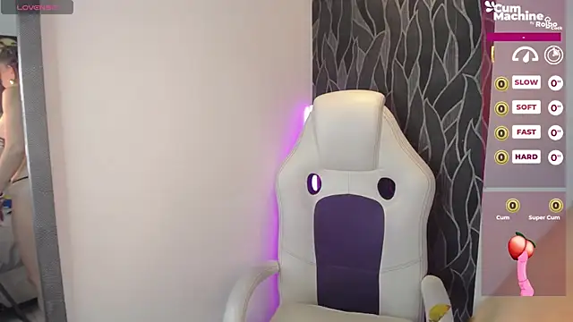 Snapshot of EvelinaGrey chatting on March 15, 2025, 12:36 am EvelinaGrey online show from March 15, 2025, 12:36 am