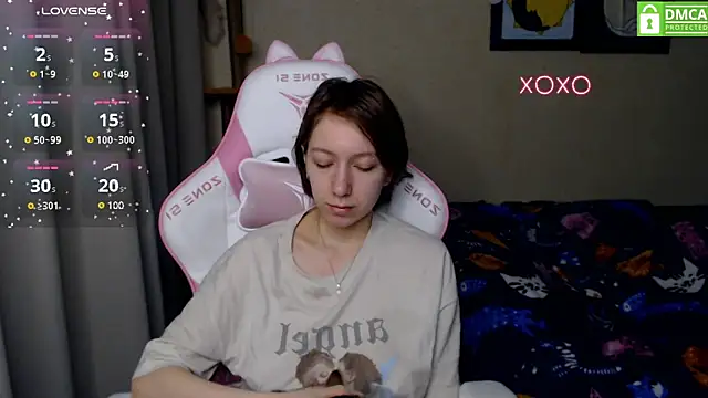 Snapshot of LeahGottty chatting on December 5, 2024, 2:22 pm LeahGottty online show from December 5, 2024, 2:22 pm