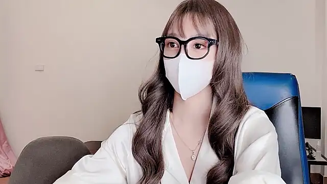 Snapshot of Mono-Stewardesss chatting on December 27, 2024, 1:28 pm Mono-Stewardesss online show from December 27, 2024, 1:28 pm