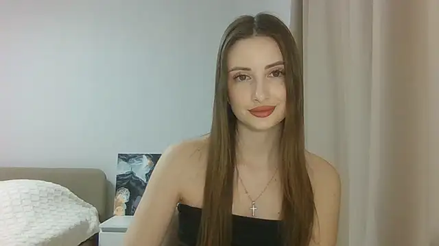 Snapshot of Jule_Helen chatting on January 23, 2025, 6:28 am Jule Helen online show from January 23, 2025, 6:28 am