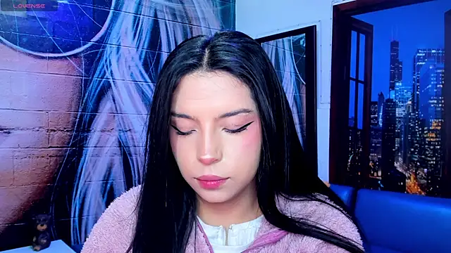 Snapshot of Small_naughty_ chatting on December 29, 2024, 1:06 pm Small naughty online show from December 29, 2024, 1:06 pm