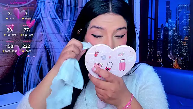 Snapshot of Small_naughty_ chatting on January 2, 2025, 2:13 pm Small naughty online show from January 2, 2025, 2:13 pm