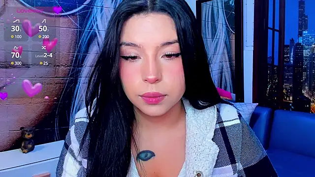 Snapshot of Small_naughty_ chatting on January 15, 2025, 2:13 pm Small naughty online show from January 15, 2025, 2:13 pm