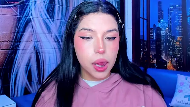 Snapshot of Small_naughty_ chatting on January 27, 2025, 2:13 pm Small naughty online show from January 27, 2025, 2:13 pm