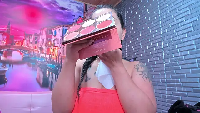 Snapshot of Small_naughty_ chatting on October 18, 2025, 1:34 pm Small naughty online show from October 18, 2025, 1:34 pm