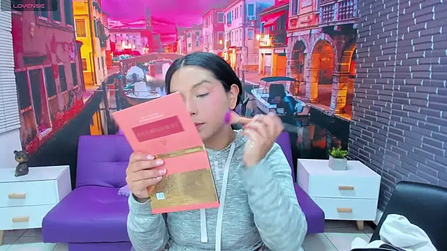 Snapshot of Small_naughty_ chatting on November 11, 2025, 1:44 pm Small naughty online show from November 11, 2025, 1:44 pm