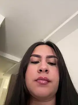 KattyPortman online show from October 18, 2025, 2:03 am