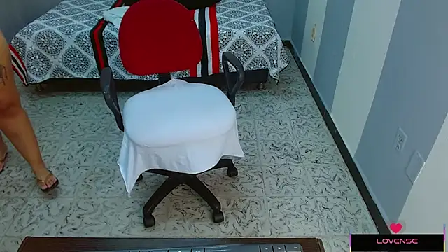 Hazel donna online show from February 8, 2025, 6:12 am