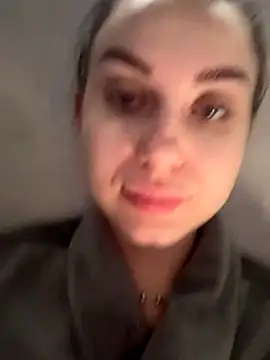 ellie ssexy online show from September 19, 2025, 4:14 am