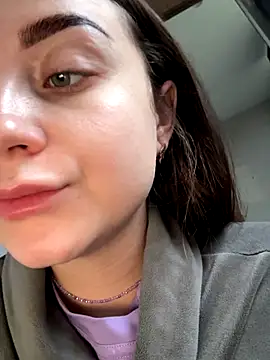 ellie ssexy online show from October 24, 2025, 4:20 am