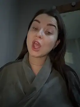 ellie ssexy online show from October 28, 2025, 4:16 am