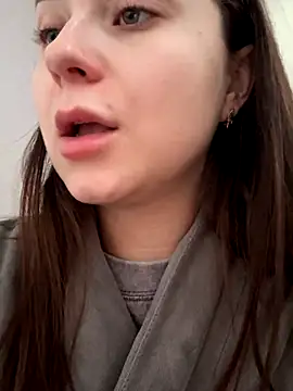 ellie ssexy online show from November 6, 2025, 5:08 am