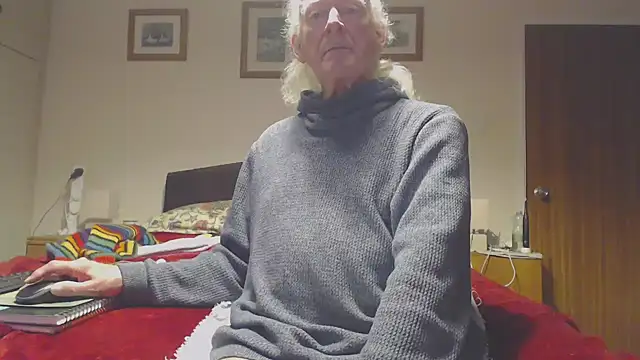 Snapshot of WaverlyKernow chatting on November 27, 2025, 10:17 am WaverlyKernow online show from November 27, 2025, 10:17 am