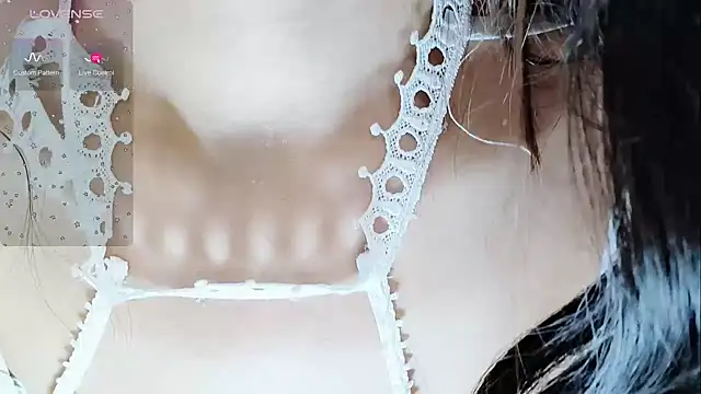 Snapshot of Ti_amo_UU chatting on December 21, 2024, 1:21 pm Ti amo UU online show from December 21, 2024, 1:21 pm