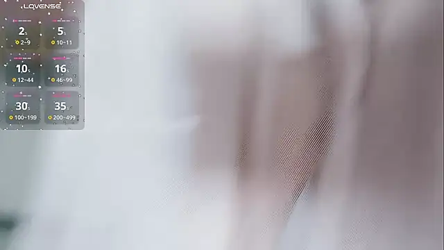 Snapshot of Ti_amo_UU chatting on December 27, 2024, 2:43 pm Ti amo UU online show from December 27, 2024, 2:43 pm