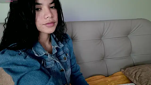 were-Naughty online show from February 6, 2025, 4:25 pm