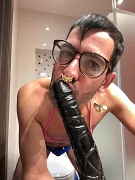 SubSexVideos online show from October 16, 2025, 7:09 am