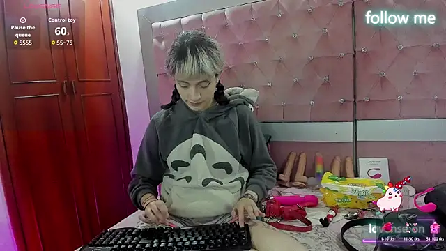 Snapshot of neeko_princes chatting on November 24, 2025, 12:05 pm neeko princes online show from November 24, 2025, 12:05 pm