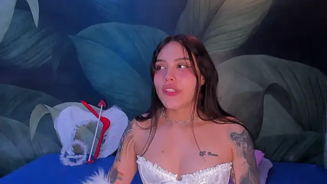 Snapshot of sweett_dirty chatting on February 14, 2025, 6:29 pm sweett dirty online show from February 14, 2025, 6:29 pm