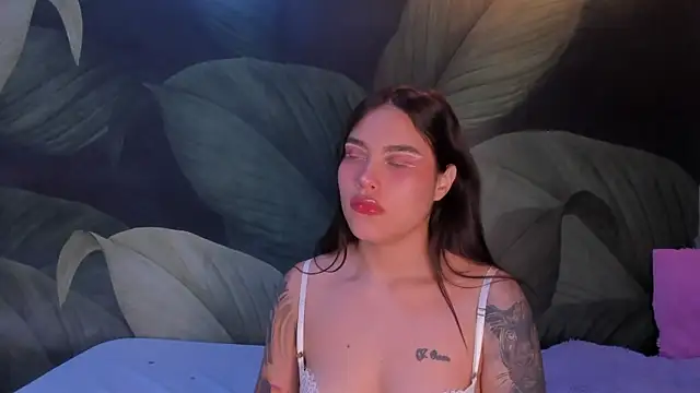 Snapshot of sweett_dirty chatting on March 14, 2025, 3:36 pm sweett dirty online show from March 14, 2025, 3:36 pm