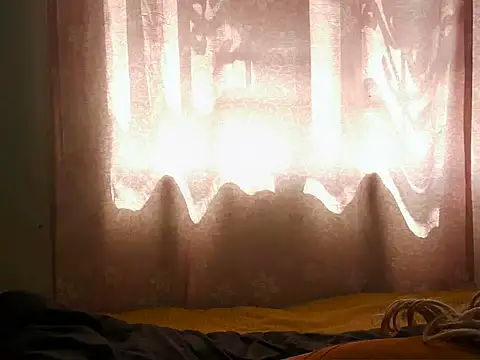 cindy mia online show from September 11, 2025, 10:48 am