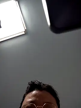 Snapshot of zhenzhen521 chatting on March 10, 2025, 4:14 pm zhenzhen521 online show from March 10, 2025, 4:14 pm