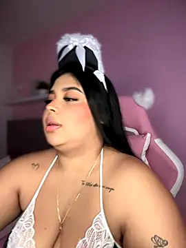 Emily cooper20 online show from November 1, 2025, 12:45 am