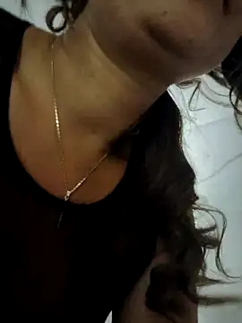 Snapshot of tata_laima__ chatting on September 18, 2025, 1:02 pm tata laima online show from September 18, 2025, 1:02 pm