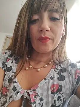 Snapshot of tata_laima__ chatting on October 18, 2025, 4:08 pm tata laima online show from October 18, 2025, 4:08 pm